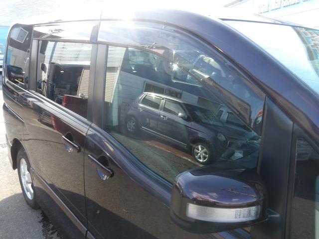 セレナ ハイウェイスター 4WD ワンオーナー車 8人乗 純正HDDナビ&後席用フリップダウンモニター バックモニター サイドブラインドモニター 両側パワースライドドア(8枚目)