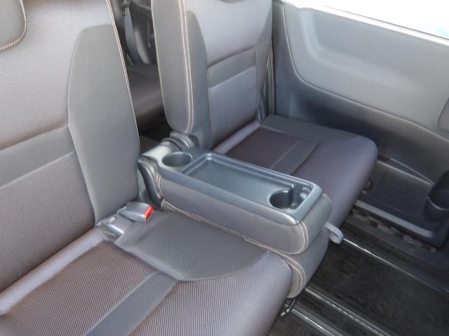 セレナ ハイウェイスター 4WD ワンオーナー車 8人乗 純正HDDナビ&後席用フリップダウンモニター バックモニター サイドブラインドモニター 両側パワースライドドア(24枚目)
