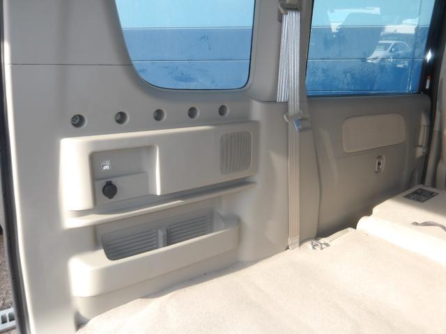 エブリイワゴン ＰＺターボスペシャル　４ＷＤ　ハイルーフ　デュアルカメラブレーキ＆スズキセーフティサポート　寒冷地仕様　両側パワースライドドア　左オートステップ　純正ＬＥＤライト　６型モデル　シートヒーター　リヤヒーター　コーナーセンサー（38枚目）