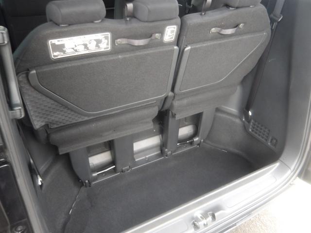 ステップワゴンスパーダ スパーダ　ホンダセンシング　４ＷＤ　衝突被害軽減装置　７人乗　純正ＳＤナビ＆後席用フリップダウンモニター　バックモニター　両側パワースライドドア　わくわくゲート（31枚目）