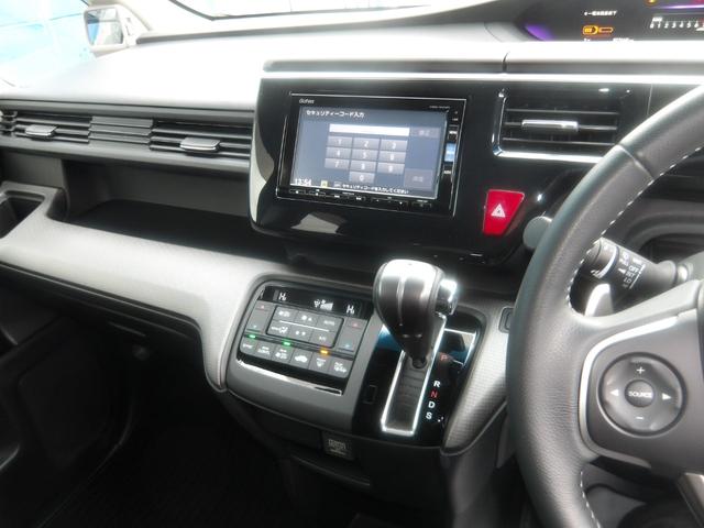 ステップワゴンスパーダ スパーダ　ホンダセンシング　４ＷＤ　衝突被害軽減装置　７人乗　純正ＳＤナビ＆後席用フリップダウンモニター　バックモニター　両側パワースライドドア　わくわくゲート（45枚目）