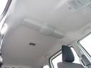 車のキーはスマートキータイプとなっております。スマートキーを車内に持ち込んでからエンジン始動ボタンを押すだけで車が始動する大変便利な仕様となっております。
