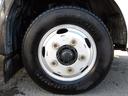 現在、純正ホイールに夏用タイヤ装着中です。状態もまだまだ走行可能な状態となっております。