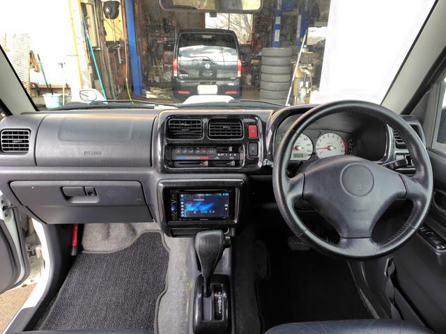 ジムニー XC AT4WD社外オーディオCD(15枚目)