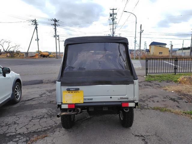 ジムニー ＣＣ　５Ｆ　４ＷＤ　幌　定員２　社外オーディオ　リフトアップ　冬タイヤ付き（3枚目）