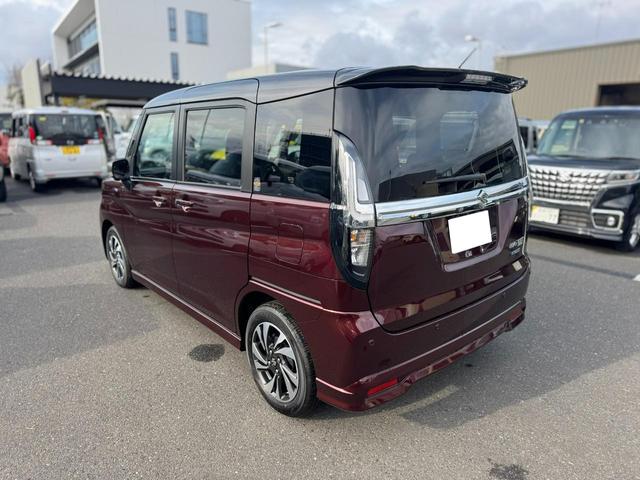 ソリオバンディット ＨＹＢＲＩＤ　ＭＶ　３型　４ＷＤ／ＣＶＴ　９インチナビ付き（4枚目）