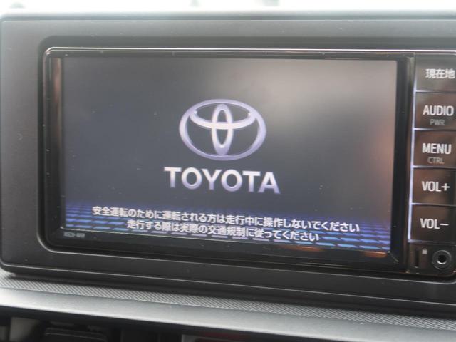 X S ターボ 4WD スマートアシスト 禁煙車 純正SDナビ 寒冷地仕様 バックカメラ Bluetooth再生 ETC シートヒーター LEDヘッドライト 踏み間違い防止 クリアランスソナー 車線逸脱警報(3枚目)