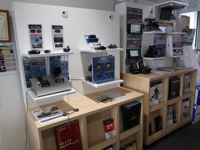 XC 登録済未使用 AT 衝突軽減 クルーズコントロール LEDヘッド アイドリングストップ シートヒーター 革巻きステアリング ステアリングスイッチ スマートキー プライバシーガラス 純正16インチアルミ(68枚目)