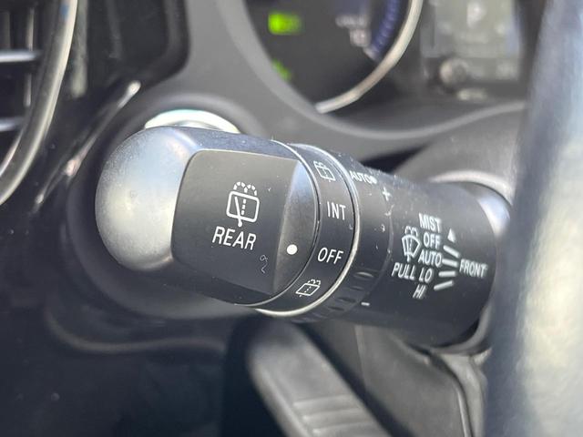 アウトランダーＰＨＥＶ Ｇ　４ＷＤ　衝突被害軽減　純正ナビ　禁煙車　全周囲カメラ　ＥＴＣ　ドラレコ　１００Ｖ電源　電動リアゲート　シートヒーター　ハーフレザーシート　ＬＥＤヘッド　コーナーセンサー　車線逸脱警報　スマートキー（61枚目）