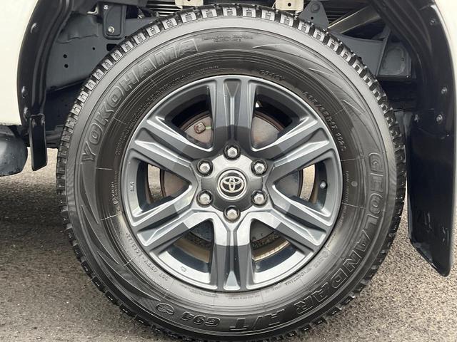 ハイラックス Ｚ　衝突軽減装置　禁煙車　純正ナビ　レーダークルーズ　バックカメラ　ＥＴＣ　Ｂｌｕｅｔｏｏｔｈ　純正ベッドライナー　フルセグ　ドラレコ　ＬＥＤヘッド＆フォグ　レーンキープ（58枚目）
