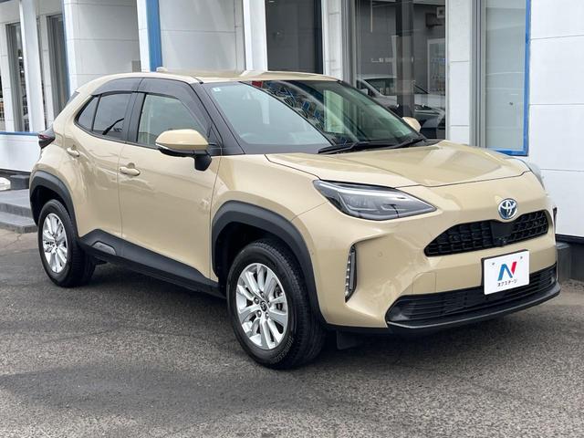 ヤリスクロス ハイブリッドＧ　衝突軽減装置　禁煙車　純正８型ディスプレーオーディオ　全周囲カメラ　レーダークルーズ　ＥＴＣ　Ｂｌｕｅｔｏｏｔｈ　ドラレコ　前席シートヒーター　ＬＥＤヘッドライト　クルコン　ブラインドスポットモニター（16枚目）