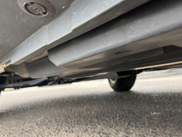ヤリスクロス ハイブリッドＧ　衝突軽減装置　禁煙車　純正８型ディスプレーオーディオ　全周囲カメラ　レーダークルーズ　ＥＴＣ　Ｂｌｕｅｔｏｏｔｈ　ドラレコ　前席シートヒーター　ＬＥＤヘッドライト　クルコン　ブラインドスポットモニター（25枚目）