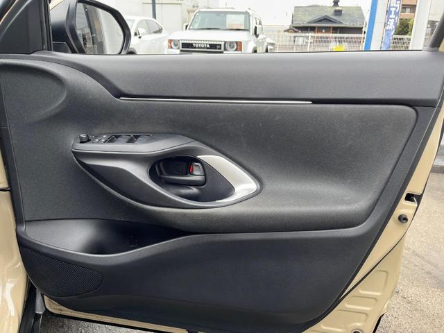 ヤリスクロス ハイブリッドＧ　衝突軽減装置　禁煙車　純正８型ディスプレーオーディオ　全周囲カメラ　レーダークルーズ　ＥＴＣ　Ｂｌｕｅｔｏｏｔｈ　ドラレコ　前席シートヒーター　ＬＥＤヘッドライト　クルコン　ブラインドスポットモニター（60枚目）