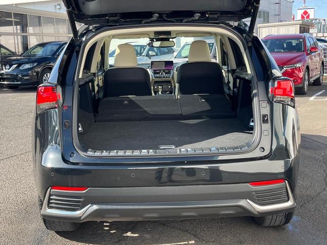 NX NX300h バージョンL 衝突軽減装置 禁煙車 純正10.3インチナビ レザーシート 純正オプションアルミホイール レーダークルーズサイドカメラ バックカメラ ETC Bluetooth ドラレコ 全席シートヒーター クルコン(10枚目)