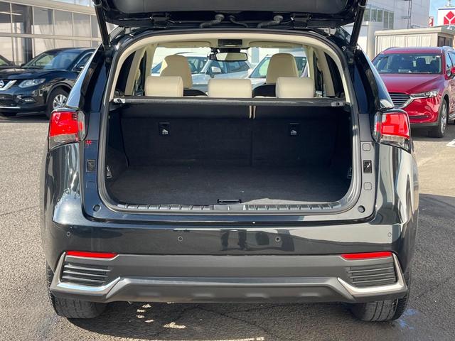 NX NX300h バージョンL 衝突軽減装置 禁煙車 純正10.3インチナビ レザーシート 純正オプションアルミホイール レーダークルーズサイドカメラ バックカメラ ETC Bluetooth ドラレコ 全席シートヒーター クルコン(48枚目)