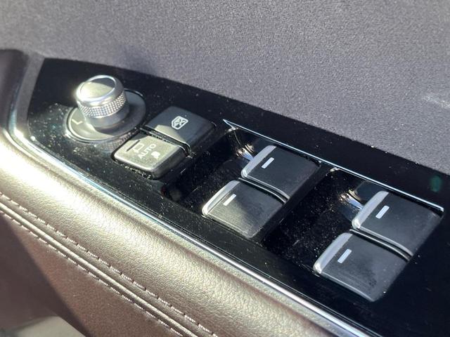 CX-8 XDプロアクティブ ディーゼル 4WD ターボ 7人乗り 純正ナビ 全周囲カメラ 衝突被害軽減システム レーダークルーズ 禁煙車 電動リアゲート パワーシート ドラレコ コーナーセンサー スマートキー LEDヘッド(44枚目)