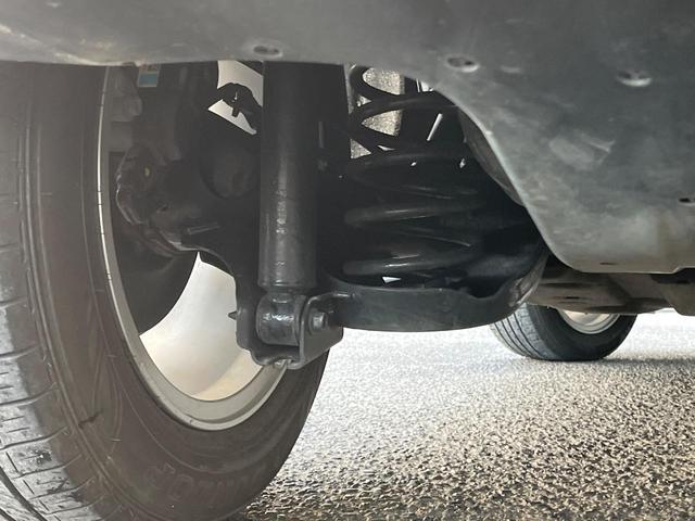 ヴェゼル ハイブリッドX・ホンダセンシング 衝突軽減装置 禁煙車 純正ナビ アダプティブクルーズ バックカメラ ETC Bluetooth フルセグ LEDヘッドライト レーンキープ 車線逸脱警報 電動パーキングブレーキ パドルシフト(22枚目)