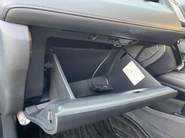 ヴェゼル ハイブリッドX・ホンダセンシング 衝突軽減装置 禁煙車 純正ナビ アダプティブクルーズ バックカメラ ETC Bluetooth フルセグ LEDヘッドライト レーンキープ 車線逸脱警報 電動パーキングブレーキ パドルシフト(65枚目)