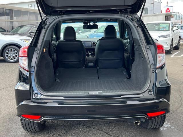 ヴェゼル ハイブリッドRS・ホンダセンシング 衝突被害軽減システム 禁煙車 純正8型ナビ レーダークルーズ バックカメラ ETC Bluetooth フルセグ ドラレコ シートヒーター ハーフレザーシート LEDヘッドライト レーンキープ(10枚目)