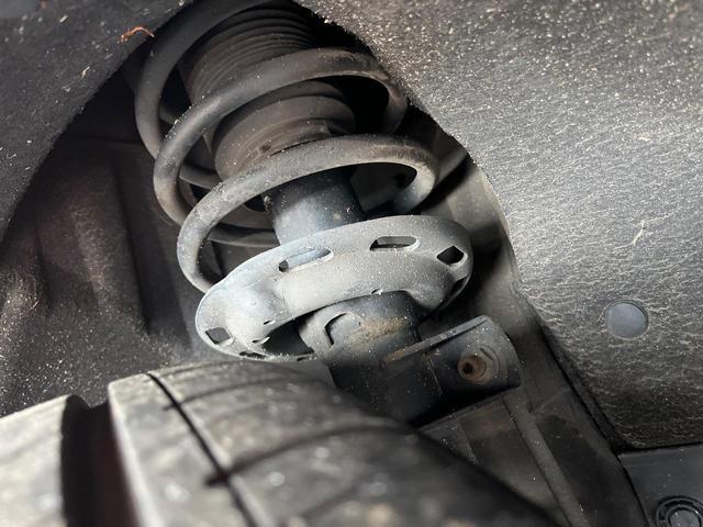 ヴェゼル ハイブリッドRS・ホンダセンシング 衝突被害軽減システム 禁煙車 純正8型ナビ レーダークルーズ バックカメラ ETC Bluetooth フルセグ ドラレコ シートヒーター ハーフレザーシート LEDヘッドライト レーンキープ(20枚目)