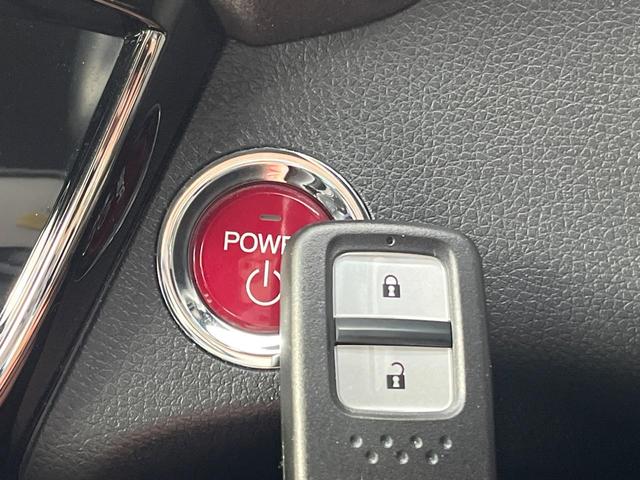 ヴェゼル ハイブリッドRS・ホンダセンシング 衝突被害軽減システム 禁煙車 純正8型ナビ レーダークルーズ バックカメラ ETC Bluetooth フルセグ ドラレコ シートヒーター ハーフレザーシート LEDヘッドライト レーンキープ(67枚目)