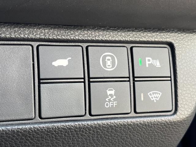 ヴェゼル e:HEV Z 衝突軽減装置 禁煙車 純正9型ナビ レーダークルーズ バックカメラ ETC Bluetooth フルセグ ドラレコ シートヒーター 電動リアゲート ハーフレザー LEDヘッドライト コーナーセンサー(5枚目)