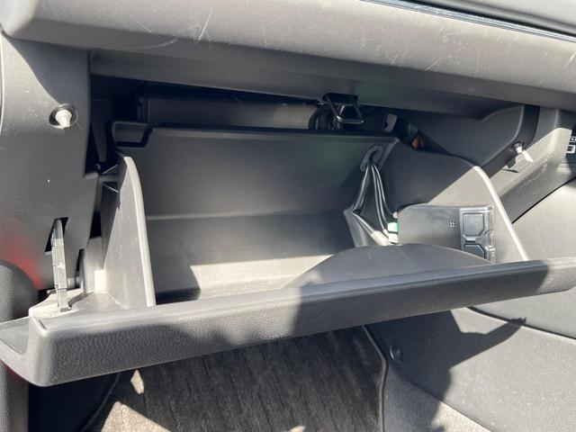 ヴェゼル e:HEV Z 衝突軽減装置 禁煙車 純正9型ナビ レーダークルーズ バックカメラ ETC Bluetooth フルセグ ドラレコ シートヒーター 電動リアゲート ハーフレザー LEDヘッドライト コーナーセンサー(54枚目)