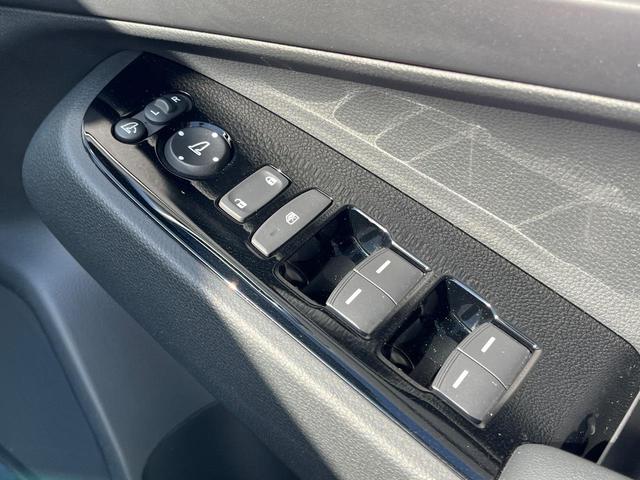 ヴェゼル e:HEV Z 衝突軽減装置 禁煙車 純正9型ナビ レーダークルーズ バックカメラ ETC Bluetooth フルセグ ドラレコ シートヒーター 電動リアゲート ハーフレザー LEDヘッドライト コーナーセンサー(68枚目)