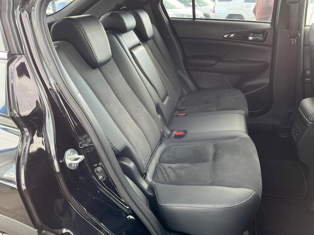 エクリプスクロス P 4WD 全周囲カメラ 衝突被害軽減システム 禁煙車 純正8型ナビ 全周囲カメラ レーダークルーズ ETC Bluetooth フルセグ 全席シートヒーター パワーバックドア 運転席パワーシート(9枚目)