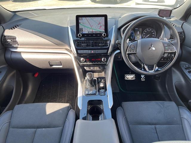 エクリプスクロスPHEV P 4WD 8型ディスプレイオーディオ 全周囲カメラ 衝突被害軽減システム レーダークルーズ 禁煙車 電動リアゲート ハーフレザーシート パワーシート ドラレコ コーナーセンサー スマートキー(2枚目)