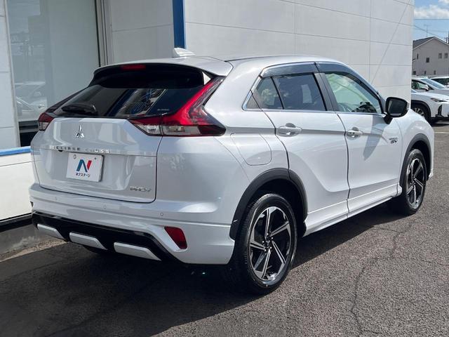 エクリプスクロスPHEV P 4WD 8型ディスプレイオーディオ 全周囲カメラ 衝突被害軽減システム レーダークルーズ 禁煙車 電動リアゲート ハーフレザーシート パワーシート ドラレコ コーナーセンサー スマートキー(17枚目)