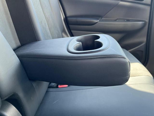 エクリプスクロスPHEV P 4WD 8型ディスプレイオーディオ 全周囲カメラ 衝突被害軽減システム レーダークルーズ 禁煙車 電動リアゲート ハーフレザーシート パワーシート ドラレコ コーナーセンサー スマートキー(64枚目)