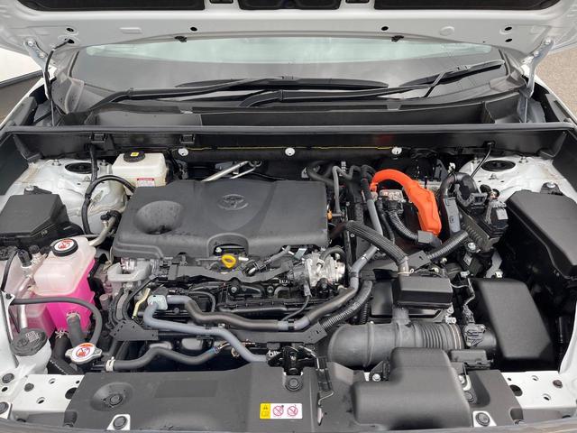 RAV4 ハイブリッドG 4WD サンルーフ 衝突被害軽減システム 禁煙車 10.5型ディスプレイオーディオ ハーフレザーシート バックカメラ サイドカメラ レーダークルーズ 前席シートエアコン パワーシート 電動リアゲート(18枚目)