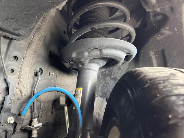 RAV4 ハイブリッドG 4WD サンルーフ 衝突被害軽減システム 禁煙車 10.5型ディスプレイオーディオ ハーフレザーシート バックカメラ サイドカメラ レーダークルーズ 前席シートエアコン パワーシート 電動リアゲート(20枚目)