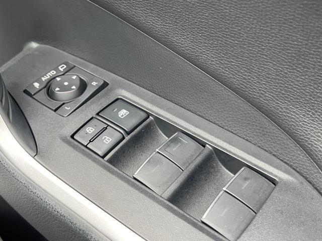 RAV4 ハイブリッドG 4WD サンルーフ 衝突被害軽減システム 禁煙車 10.5型ディスプレイオーディオ ハーフレザーシート バックカメラ サイドカメラ レーダークルーズ 前席シートエアコン パワーシート 電動リアゲート(36枚目)