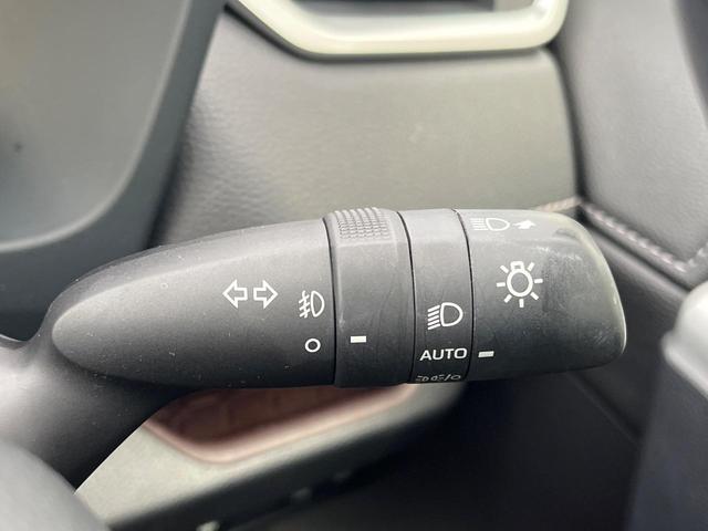 RAV4 ハイブリッドG 4WD サンルーフ 衝突被害軽減システム 禁煙車 10.5型ディスプレイオーディオ ハーフレザーシート バックカメラ サイドカメラ レーダークルーズ 前席シートエアコン パワーシート 電動リアゲート(68枚目)