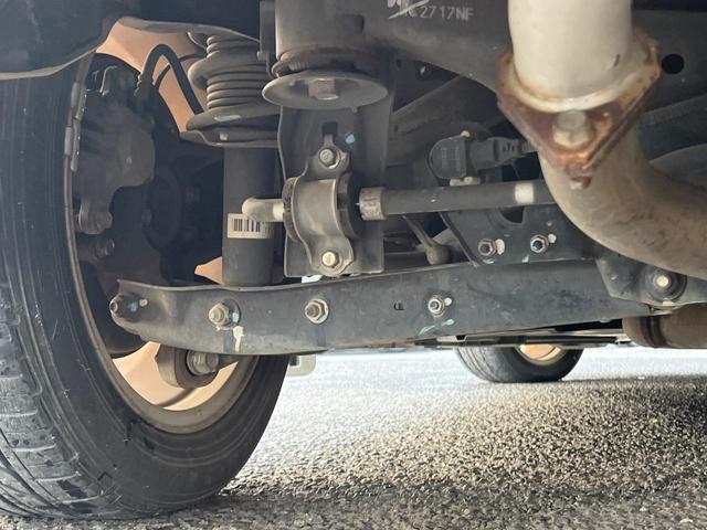 インプレッサスポーツ ２．０ｉ　禁煙車　ＥＴＣ　Ｂｌｕｅｔｏｏｔｈ　フルセグ　ＨＩＤヘッドライト　クルコン　革巻きステアリング　パドルシフト　デュアルオートエアコン　純正１６インチアルミホイール　フォグライト　アイドリングストップ（25枚目）