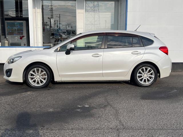 インプレッサスポーツ ２．０ｉ　禁煙車　ＥＴＣ　Ｂｌｕｅｔｏｏｔｈ　フルセグ　ＨＩＤヘッドライト　クルコン　革巻きステアリング　パドルシフト　デュアルオートエアコン　純正１６インチアルミホイール　フォグライト　アイドリングストップ（37枚目）