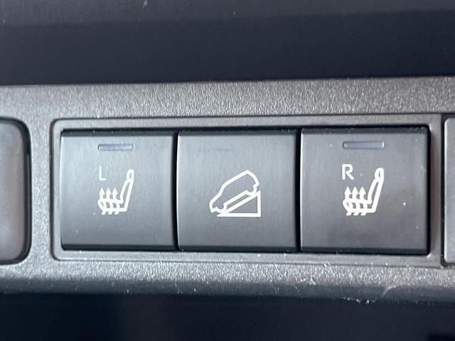 ヤリスクロス Z 4WD 衝突軽減装置 禁煙車 純正8インチナビ 全周囲カメラ レーダークルーズ ETC Bluetooth 前席シートヒーター 運転席パワーシート ハーフレザーシート LEDヘッドライト レーンキープ(7枚目)