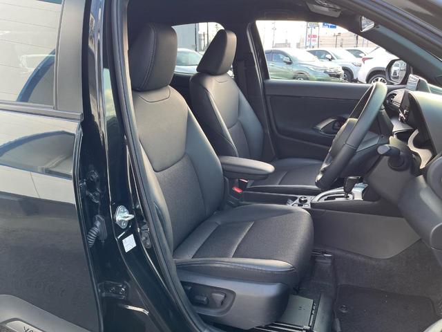 ヤリスクロス Z 4WD 衝突軽減装置 禁煙車 純正8インチナビ 全周囲カメラ レーダークルーズ ETC Bluetooth 前席シートヒーター 運転席パワーシート ハーフレザーシート LEDヘッドライト レーンキープ(8枚目)