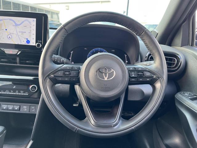 ヤリスクロス Z 4WD 衝突軽減装置 禁煙車 純正8インチナビ 全周囲カメラ レーダークルーズ ETC Bluetooth 前席シートヒーター 運転席パワーシート ハーフレザーシート LEDヘッドライト レーンキープ(11枚目)