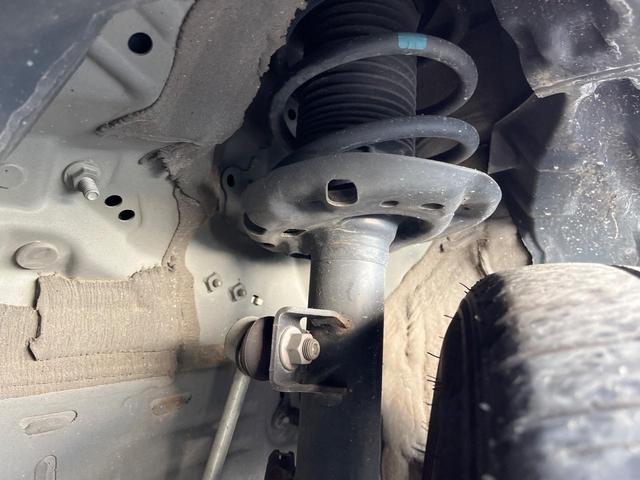 ヤリスクロス Z 4WD 衝突軽減装置 禁煙車 純正8インチナビ 全周囲カメラ レーダークルーズ ETC Bluetooth 前席シートヒーター 運転席パワーシート ハーフレザーシート LEDヘッドライト レーンキープ(21枚目)