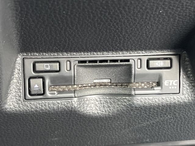 ヤリスクロス Z 4WD 衝突軽減装置 禁煙車 純正8インチナビ 全周囲カメラ レーダークルーズ ETC Bluetooth 前席シートヒーター 運転席パワーシート ハーフレザーシート LEDヘッドライト レーンキープ(50枚目)