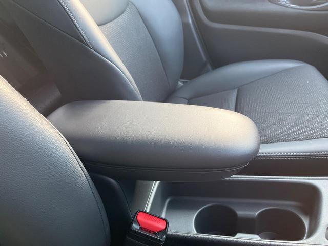 ヤリスクロス Z 4WD 衝突軽減装置 禁煙車 純正8インチナビ 全周囲カメラ レーダークルーズ ETC Bluetooth 前席シートヒーター 運転席パワーシート ハーフレザーシート LEDヘッドライト レーンキープ(55枚目)