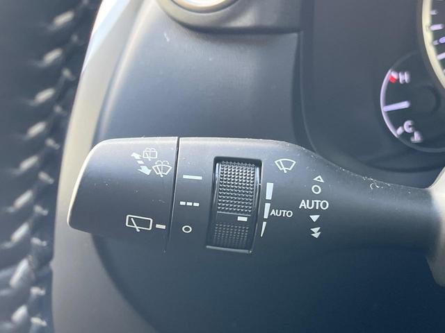 ＮＸ ＮＸ３００　バージョンＬ　サンルーフ　衝突軽減装置　禁煙車　純正１０．３インチナビ　全周囲カメラ　レザーシート　レーダークルーズ　ＥＴＣ　Ｂｌｕｅｔｏｏｔｈ　フルセグ　前席シートベンチレーション　後席シートヒーター　クルコン（63枚目）