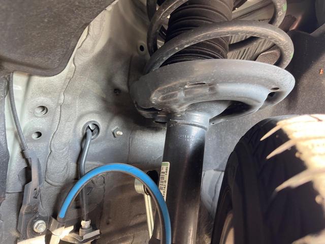 RAV4 アドベンチャー 4WD バックカメラ 衝突被害軽減システム レーダークルーズ 禁煙車 ハーフレザーシート 前席シートエアコン パワーシート ドラレコ コーナーセンサー スマートキー LEDヘッド ルーフレール(24枚目)