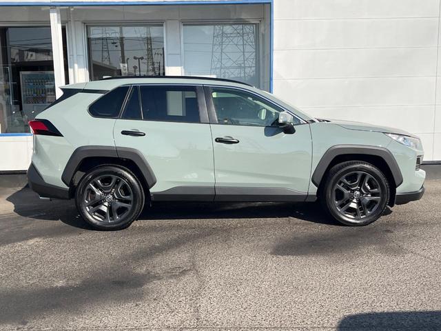 RAV4 アドベンチャー 4WD バックカメラ 衝突被害軽減システム レーダークルーズ 禁煙車 ハーフレザーシート 前席シートエアコン パワーシート ドラレコ コーナーセンサー スマートキー LEDヘッド ルーフレール(66枚目)