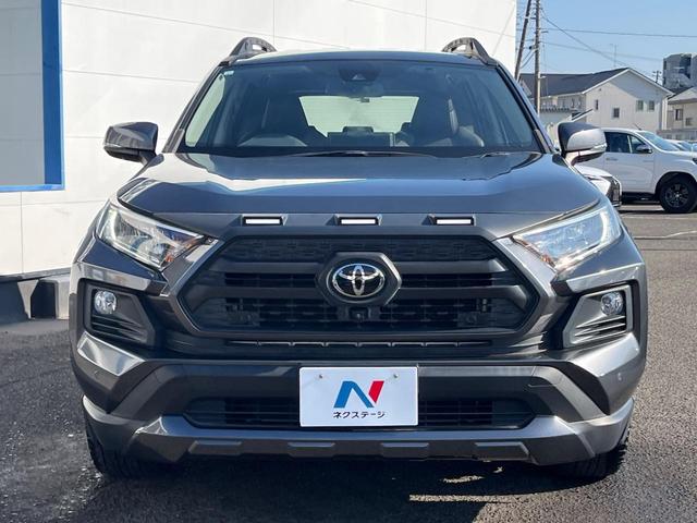ＲＡＶ４ アドベンチャー　オフロードパッケージ　４ＷＤ　全周囲カメラ　衝突被害軽減　９型ディスプレイオーディオ　レーダークルーズ　禁煙車　電動リアゲート　前席シートエアコン　パワーシート　ドラレコ　コーナーセンサー　スマートキー　ＬＥＤヘッド（14枚目）