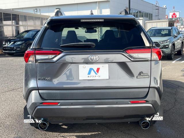 ＲＡＶ４ アドベンチャー　オフロードパッケージ　４ＷＤ　全周囲カメラ　衝突被害軽減　９型ディスプレイオーディオ　レーダークルーズ　禁煙車　電動リアゲート　前席シートエアコン　パワーシート　ドラレコ　コーナーセンサー　スマートキー　ＬＥＤヘッド（15枚目）