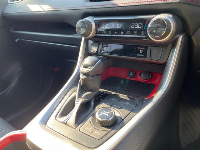 ＲＡＶ４ アドベンチャー　オフロードパッケージ　４ＷＤ　全周囲カメラ　衝突被害軽減　９型ディスプレイオーディオ　レーダークルーズ　禁煙車　電動リアゲート　前席シートエアコン　パワーシート　ドラレコ　コーナーセンサー　スマートキー　ＬＥＤヘッド（24枚目）